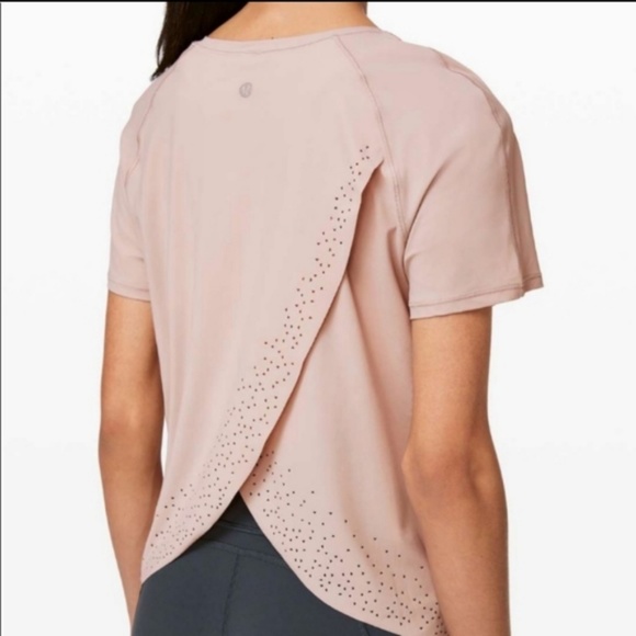 lululemon athletica Tops - Lululemon Quick Pace crewneck size 8